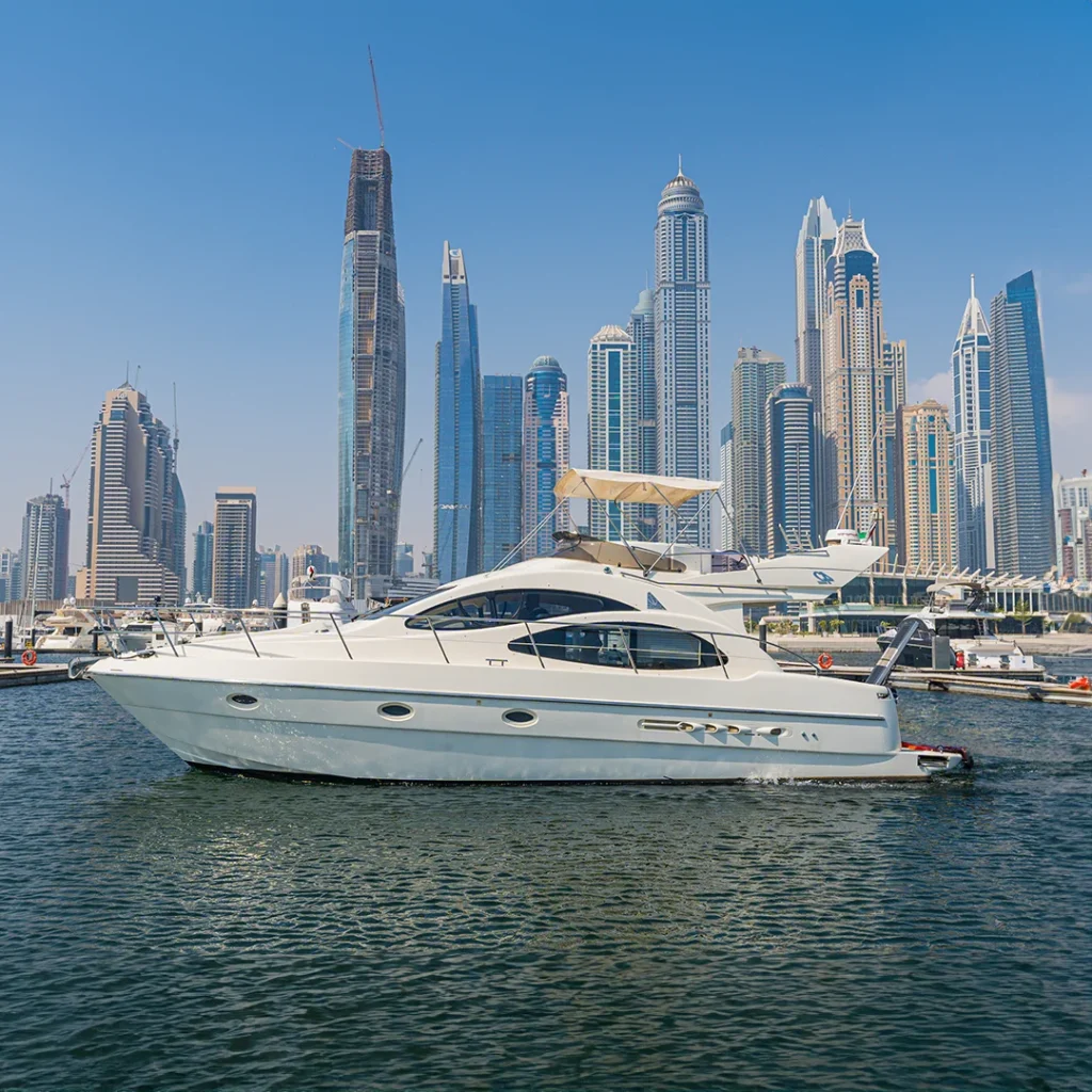 yacht service dubai
